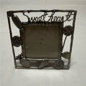 Sweetheart Metal Silver Photo Frame